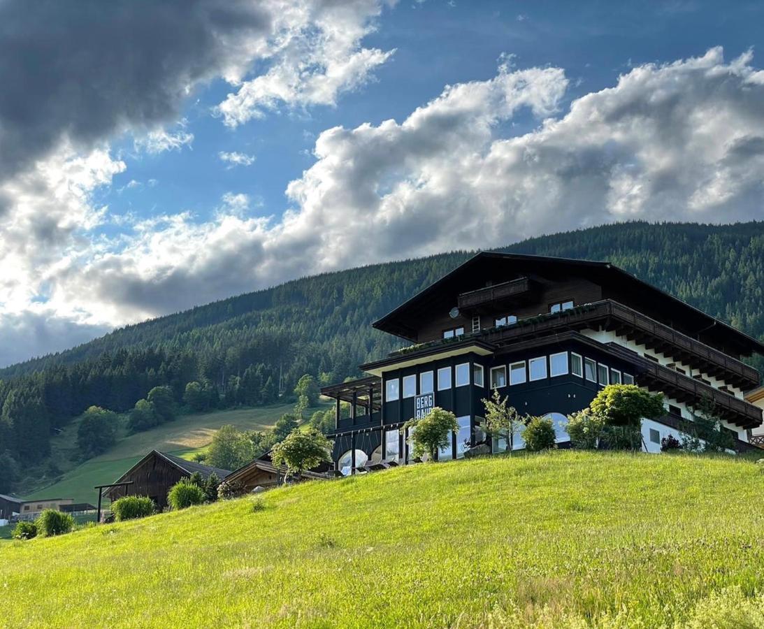 Отель Bergbaur Нойкирхен-ам-Гросфенедигер Экстерьер фото